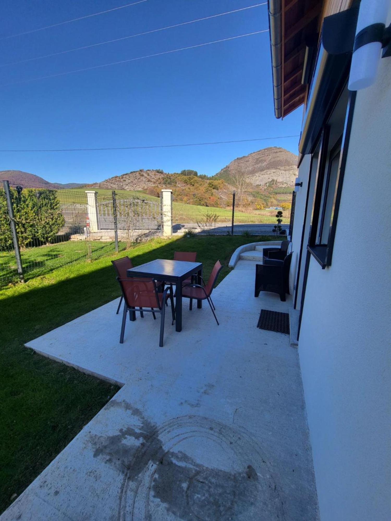 Evasion Paisible A Breziers Villa Екстериор снимка